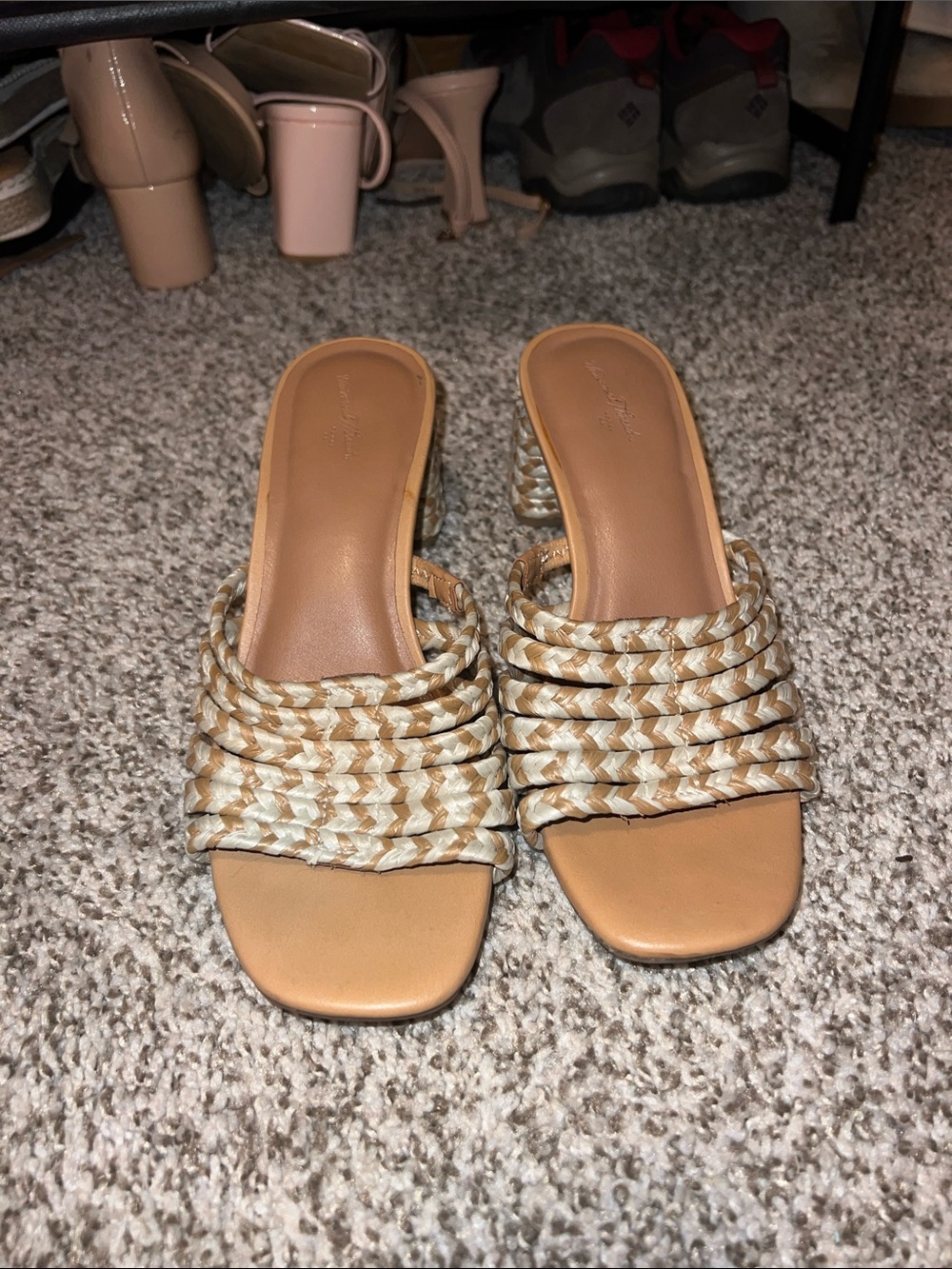 Universal Thread Braided Block Heels - Picture 2 of 2